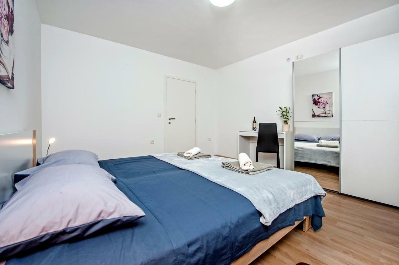 Apartman Sonata Rovigno Esterno foto