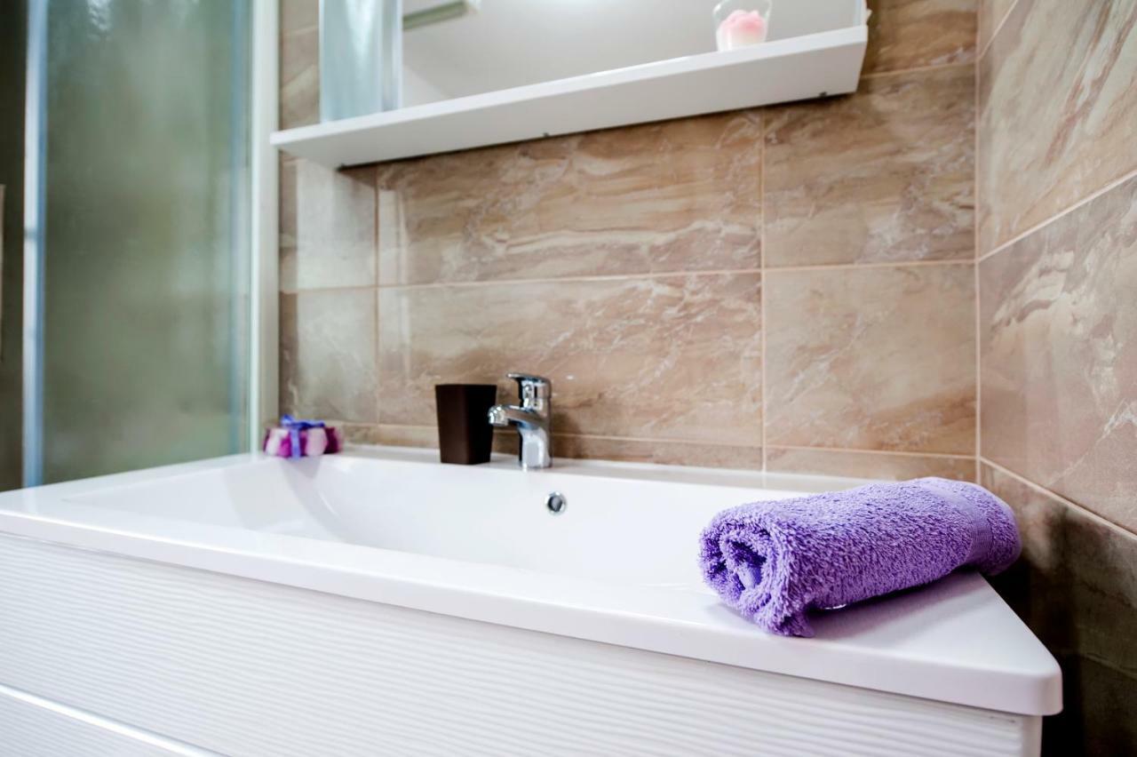 Apartman Sonata Rovigno Esterno foto