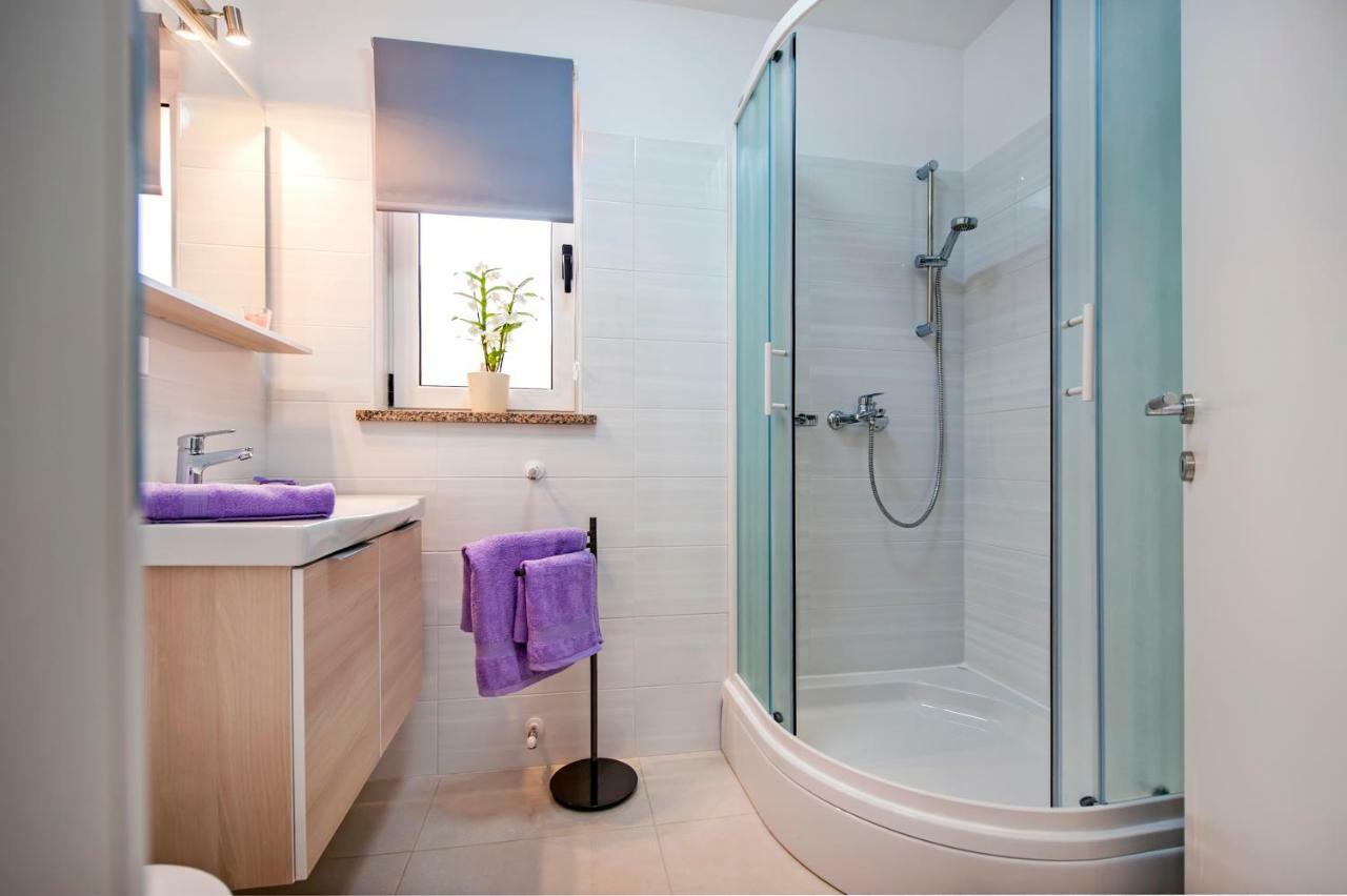 Apartman Sonata Rovigno Esterno foto