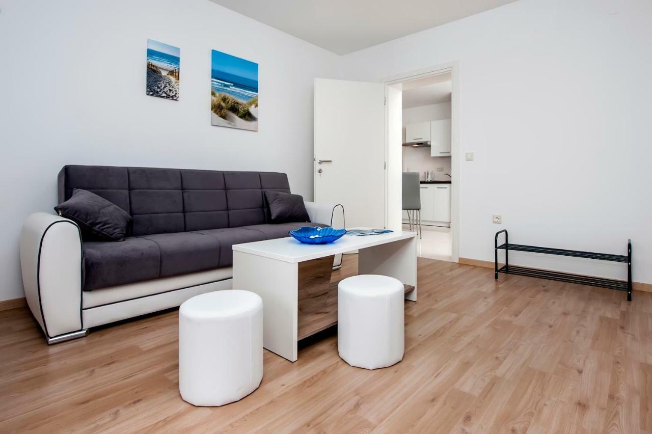 Apartman Sonata Rovigno Esterno foto