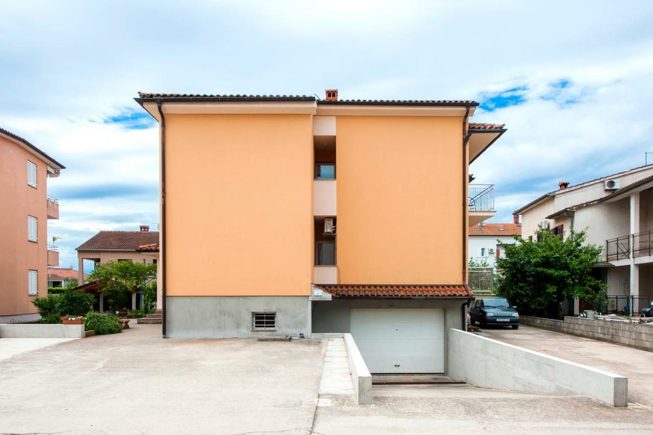 Apartman Sonata Rovigno Esterno foto