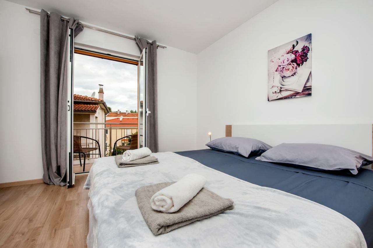 Apartman Sonata Rovigno Esterno foto