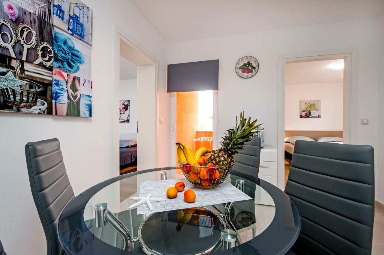 Apartman Sonata Rovigno Esterno foto