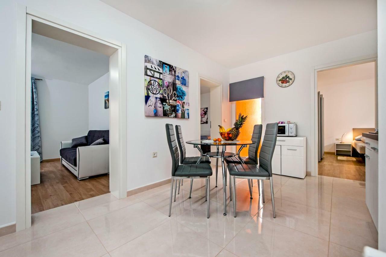 Apartman Sonata Rovigno Esterno foto
